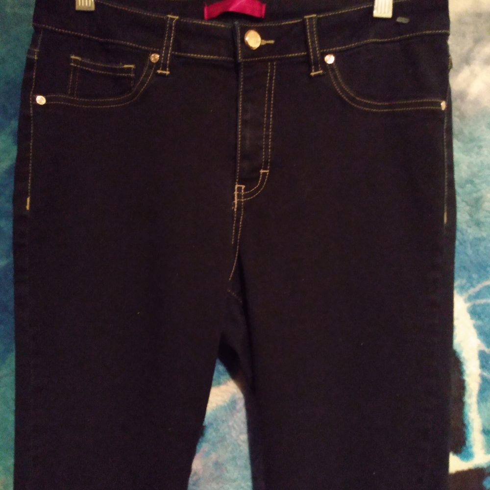 Jennifer Lopez size 10 skinny blue jeans